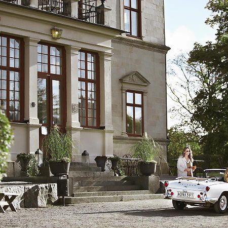 Goervaelns Slott Hotel Jarfalla Exterior foto