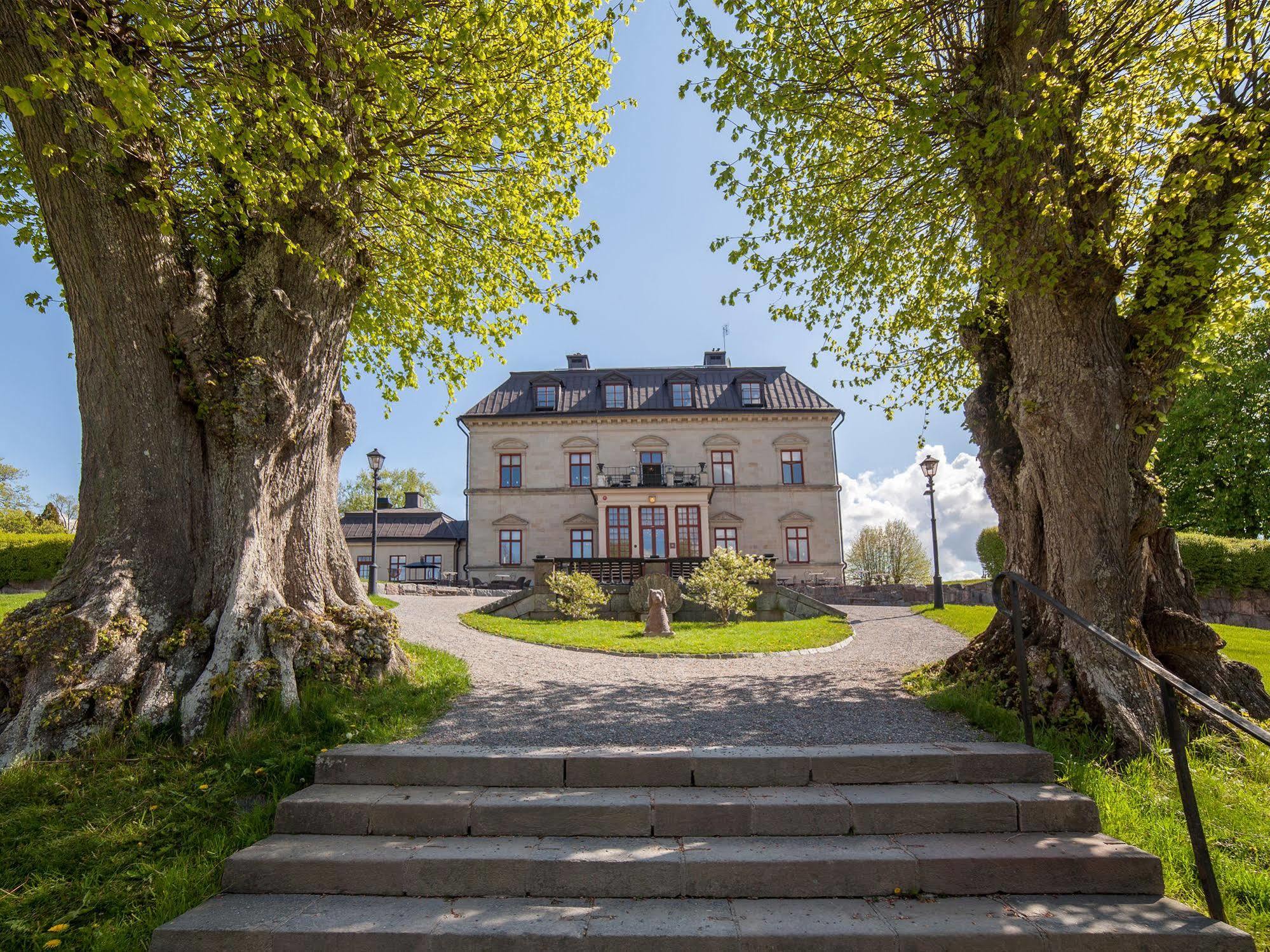 Goervaelns Slott Hotel Jarfalla Exterior foto